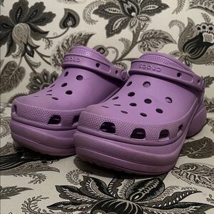 Platform Crocs
